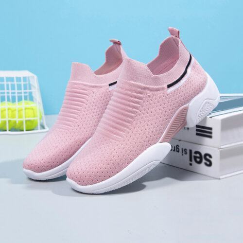 Giày lười vải nữ BN0063 kết cấu đế bằng chất liệu PVC tăng độ bền và giảm trơn trượt khi mang