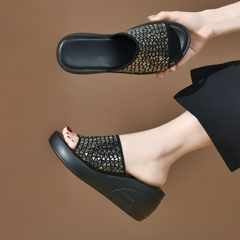 Dép Nữ Cao 7Cm AG00016