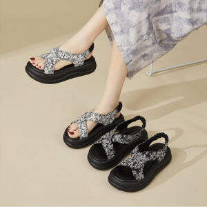 Sandal Nữ Cao 5Cm Thêu Hoa AG0005