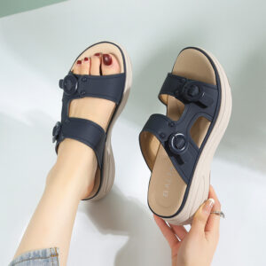 Dép Sandal Slip-On Nữ Đế Cao AG0061